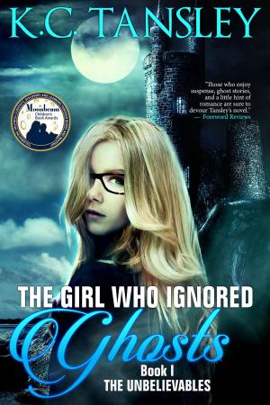 bigCover of the book The Girl Who Ignored Ghosts by 