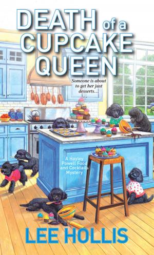 Cover of the book Death of a Cupcake Queen by Leslie Meier