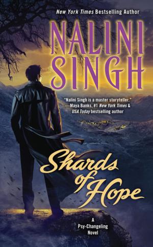 Cover of the book Shards of Hope by Jenn McKinlay