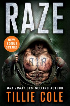 Cover of the book Raze by Catriona McPherson