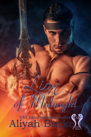 Cover of the book Lion of Midnight by Constance Delaware