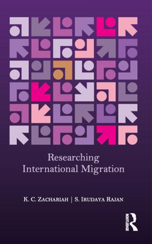 Book cover of Researching International Migration
