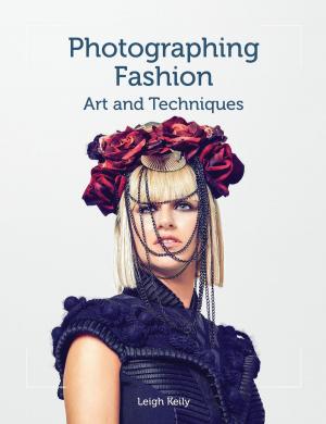 Cover of the book Photographing Fashion by Louis Passfield, Rob Hayles