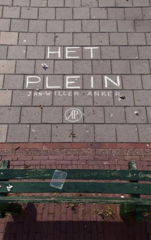 Cover of the book Het plein by J. Bernlef