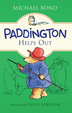 Cover of the book Paddington Helps Out by Michelle Gagnon