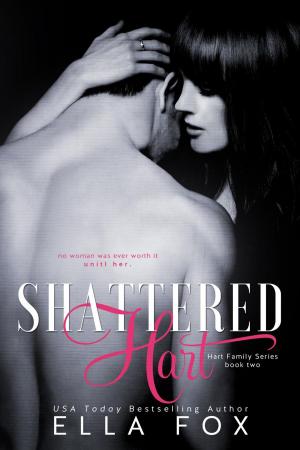 Cover of the book Shattered Hart by Sara Wood