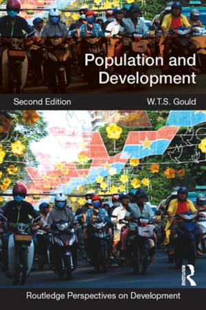 Cover of the book Population and Development by Tim Harris