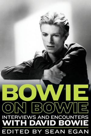Cover of the book Bowie on Bowie by James Robenalt