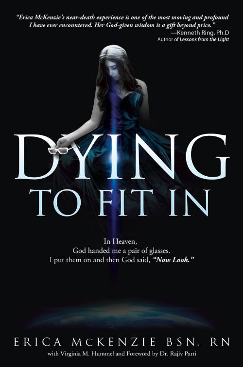 Cover of the book Dying to fit In by Erica McKenzie, Erica McKenzie LLC