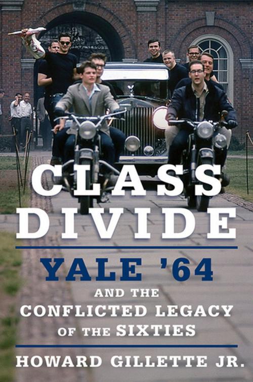 Cover of the book Class Divide by Howard Gillette Jr., Cornell University Press