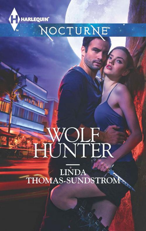 Cover of the book Wolf Hunter by Linda Thomas-Sundstrom, Harlequin