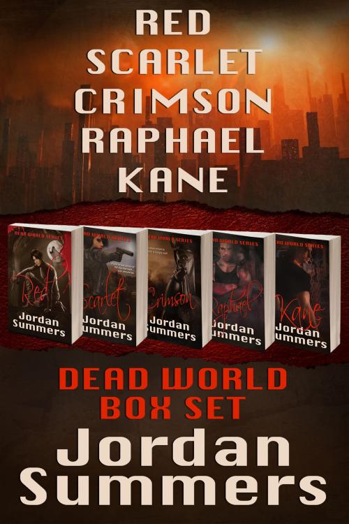 Cover of the book Dead World Box Set by Jordan Summers, Smallbites Online Learning, Inc.