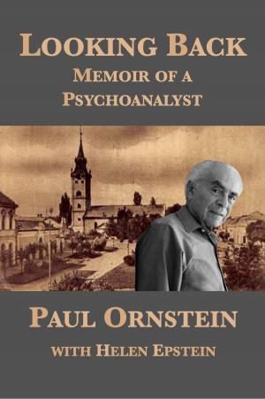 bigCover of the book Looking Back: Memoir of a Psychoanalyst by 