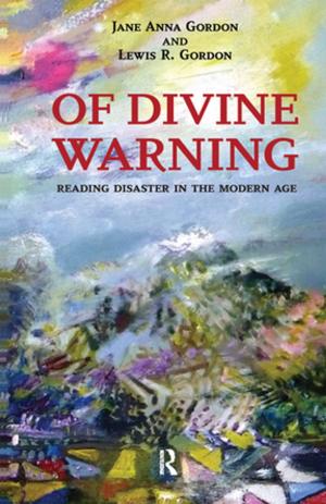 Cover of the book Of Divine Warning by Jeffrey W. Hahn