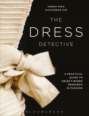 Book cover of The Dress Detective