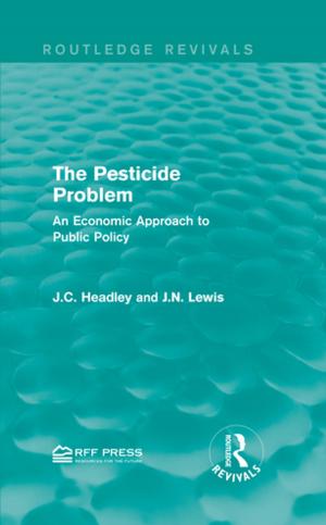 Cover of the book The Pesticide Problem by Douglas Ford
