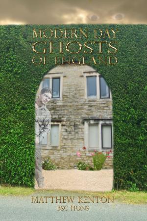 Book cover of Modern Day Ghosts Of England