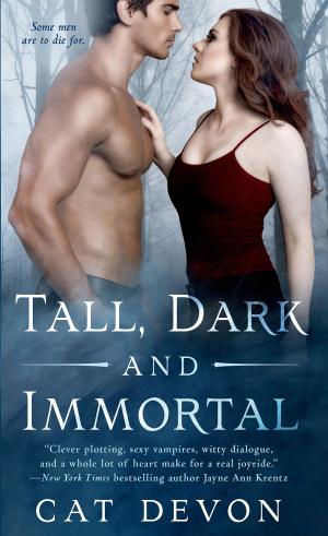 Cover of the book Tall, Dark and Immortal by Bill Janovitz