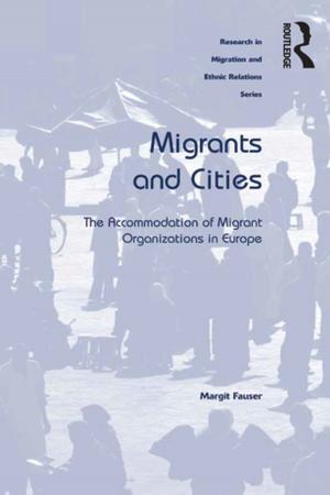 Cover of the book Migrants and Cities by Jacques Derrida