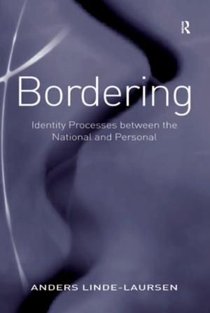 Cover of the book Bordering by Suzanne Crawford O Brien