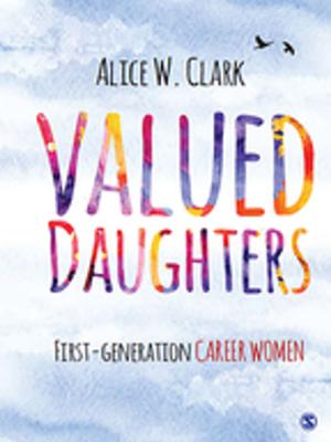 Cover of the book Valued Daughters by Mary L. Fawcett, Dr. Kathy M Evans