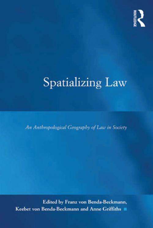 Cover of the book Spatializing Law by , Taylor and Francis