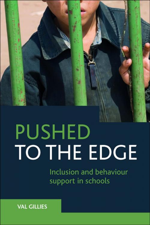 Cover of the book Pushed to the edge by Gillies, Val, Policy Press