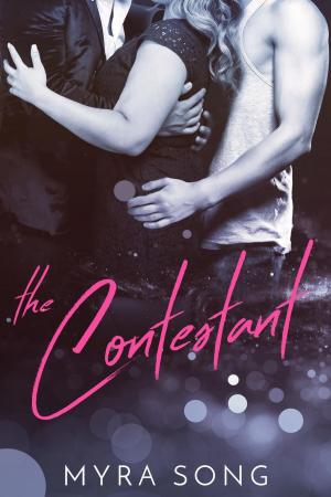Cover of the book The Contestant (An M/M/F Romance) by Pauline Rothberg