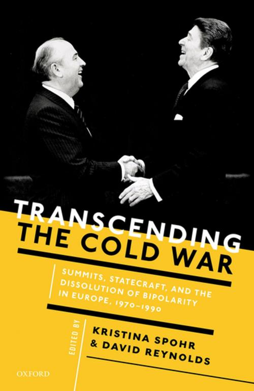 Cover of the book Transcending the Cold War by , OUP Oxford