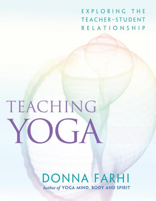 Cover of the book Teaching Yoga by Donna Farhi, Shambhala