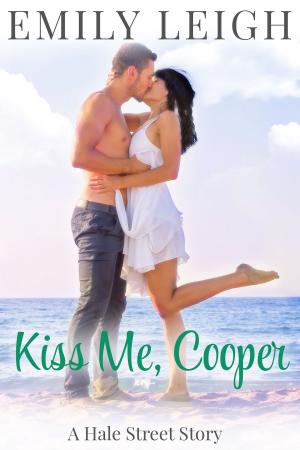 Cover of the book Kiss Me, Cooper by David Antonelli