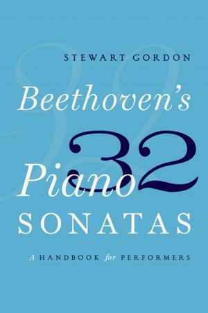 Cover of the book Beethoven's 32 Piano Sonatas by Simon D. Turner