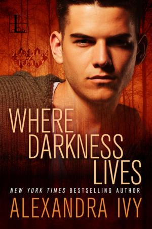 Cover of the book Where Darkness Lives by Cassie Edwards