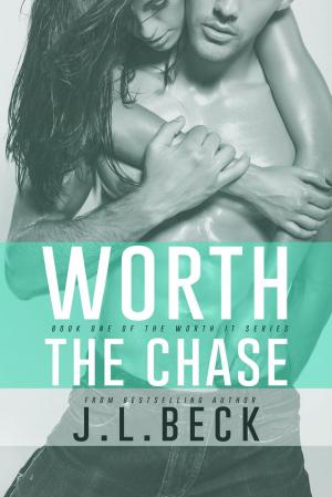 Book cover of Worth The Chase