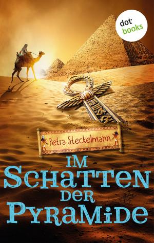 Cover of the book Im Schatten der Pyramide by Carla Blumberg