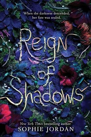 Cover of the book Reign of Shadows by Wendy Higgins