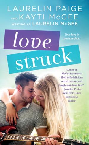 Cover of the book Love Struck by Barbara Delinsky