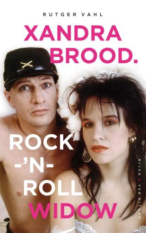 Cover of Xandra Brood. Rock-'n-roll widow