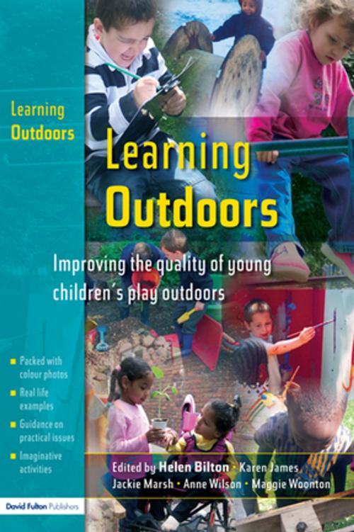 Cover of the book Learning Outdoors by Maggie Woonton, Taylor and Francis
