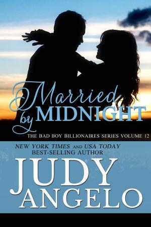 Cover of the book Married by Midnight by Kim Carmichael