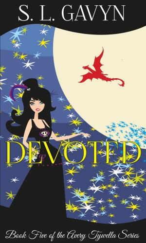 Book cover of Devoted: Book Five of the Avery Tywella Series