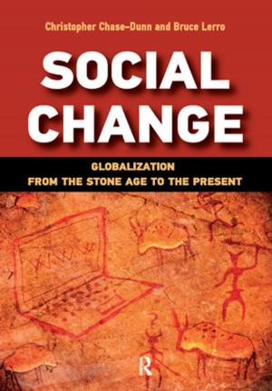 Cover of the book Social Change by Henri Lustiger-Thaler