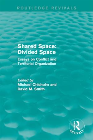 Cover of the book Shared Space: Divided Space by Gary Olson