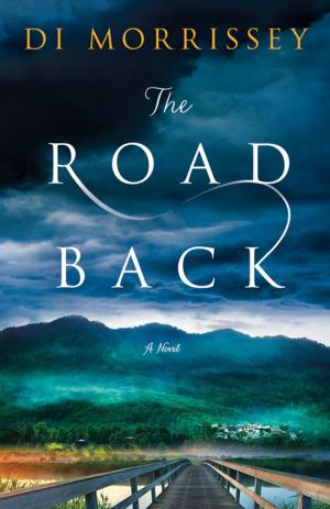 Cover of the book The Road Back by Tracee de Hahn