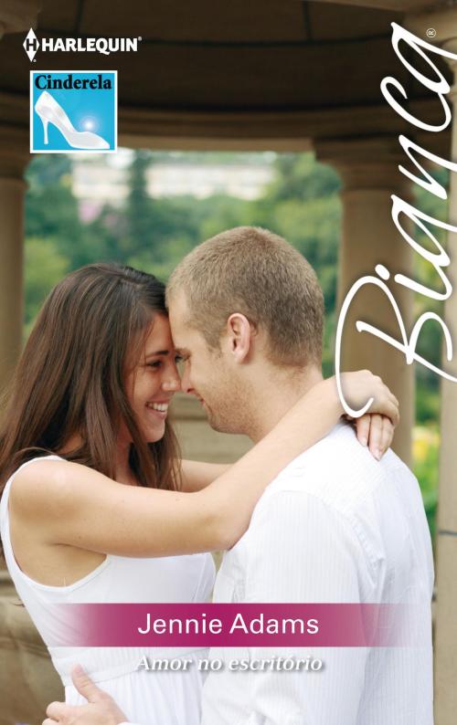 Cover of the book Amor no escritório by Jennie Adams, Harlequin, uma divisão de HarperCollins Ibérica, S.A.