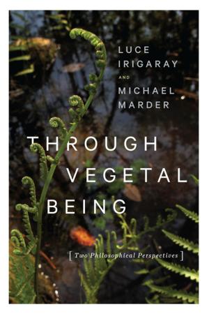 Book cover of Through Vegetal Being