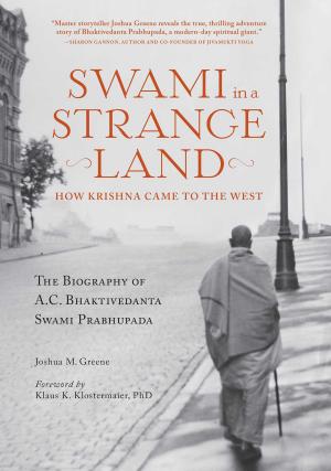 Cover of the book Swami in a Strange Land by Brenda Beck, Cassandra Cornall