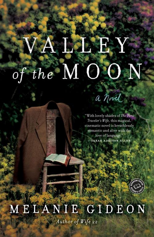 Cover of the book Valley of the Moon by Melanie Gideon, Random House Publishing Group
