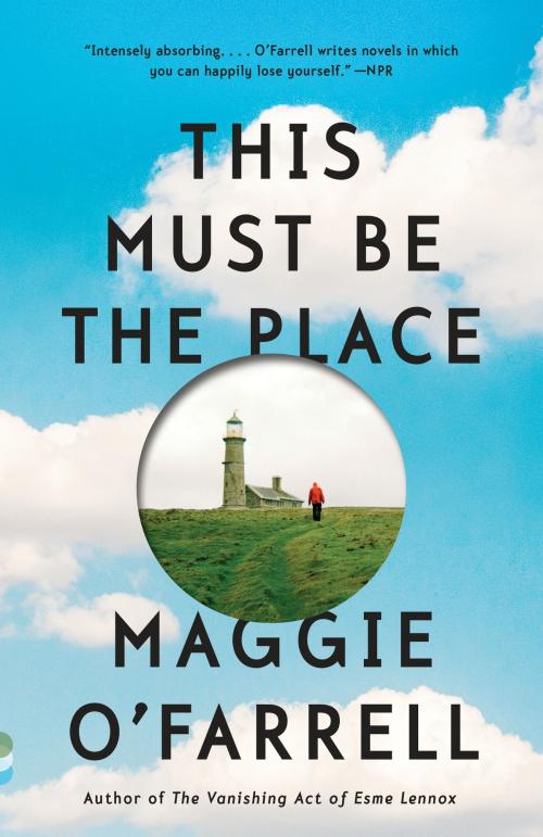 Cover of the book This Must Be the Place by Maggie O'Farrell, Knopf Doubleday Publishing Group