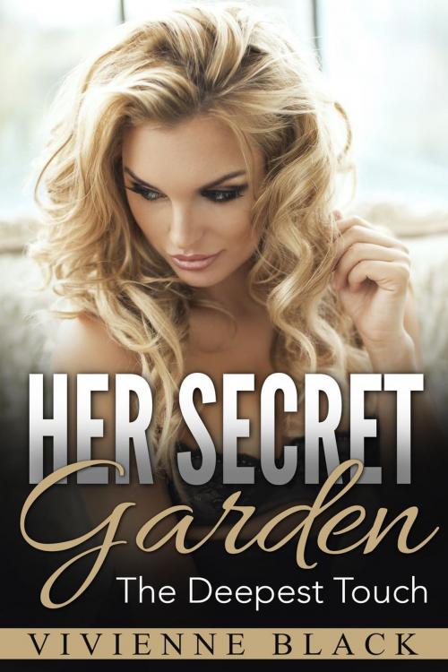 Cover of the book Her Secret Garden by Vivienne Black, Vivienne Black